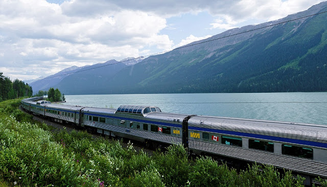 Empresas para viajar de trem pelo Canadá
