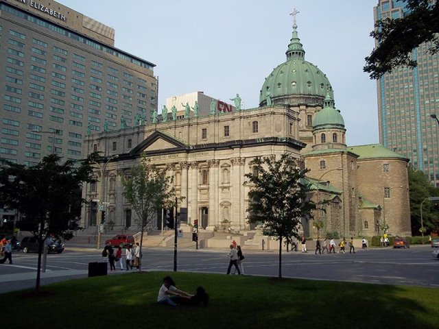Basílica de Marie Reine em Montreal