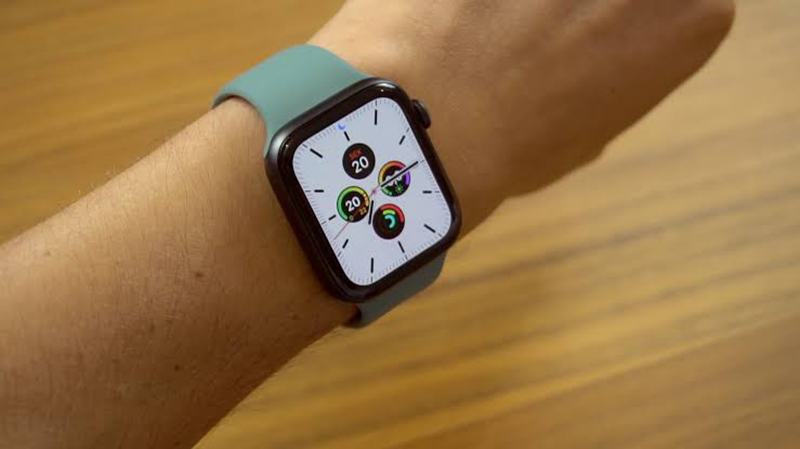 Diferentes cores de pulseira do Apple Watch